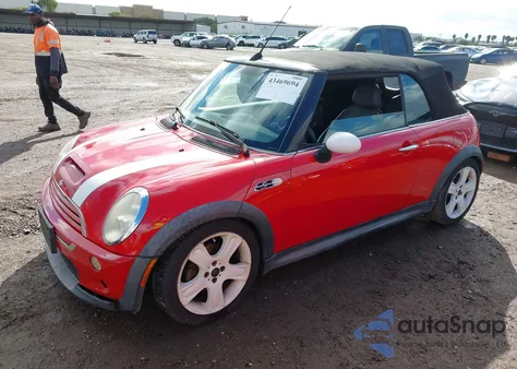 2005 Mini Cooper S z USA, uszkodzony, nr VIN WMWRH33445TF80455
